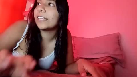 Snapshot of robinnico2103 chatting on October 26, 2025, 7:20 pm Robin online show from October 26, 2025, 7:20 pm