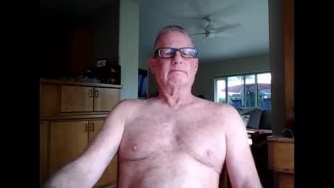 robo0000 online show from June 2, 2026, 2:52 pm