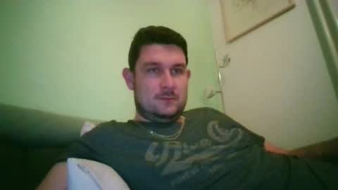 Robin online show from October 6, 2025, 9:01 pm