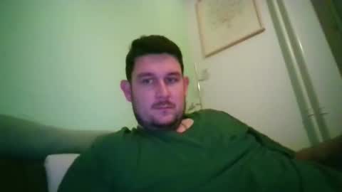 Robin online show from November 4, 2025, 9:58 pm