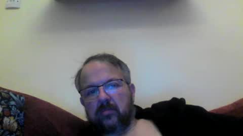Snapshot of robxx32 chatting on December 16, 2025, 10:15 pm robxx32 online show from December 16, 2025, 10:15 pm