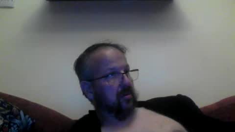 Snapshot of robxx32 chatting on December 17, 2025, 10:38 pm robxx32 online show from December 17, 2025, 10:38 pm