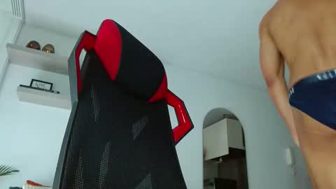 roby_millerr online show from October 21, 2025, 3:35 pm