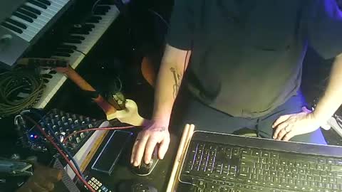 rocboy60 online show from December 7, 2024, 7:05 am