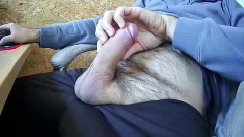 roccosan online show from December 14, 2025, 11:48 am