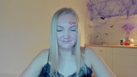 rock__baby online show from October 31, 2025, 9:49 pm