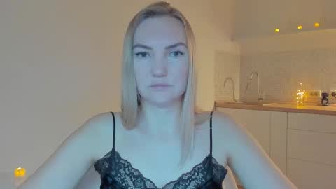 Snapshot of rock__baby chatting on December 21, 2025, 7:32 pm rock__baby online show from December 21, 2025, 7:32 pm