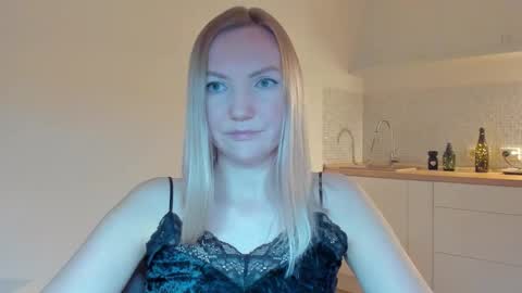 Snapshot of rock__baby chatting on February 15, 2026, 6:48 pm rock__baby online show from February 15, 2026, 6:48 pm