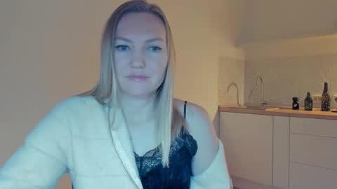 Snapshot of rock__baby chatting on March 1, 2026, 9:28 pm rock__baby online show from March 1, 2026, 9:28 pm