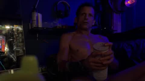 Snapshot of rockemx chatting on February 5, 2026, 3:33 am rockemx online show from February 5, 2026, 3:33 am