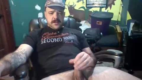 Snapshot of rockinoutwithmycokout chatting on February 19, 2025, 9:39 am rockinoutwithmycokout online show from February 19, 2025, 9:39 am