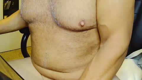 rockjohnny333017 online show from October 24, 2025, 5:20 pm