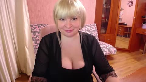 Rocknlinxx online show from December 16, 2025, 4:45 pm