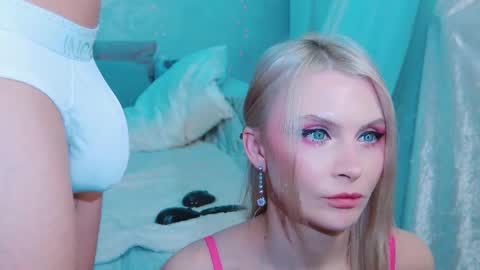 Snapshot of rockstarsgames chatting on March 8, 2026, 5:44 am Lina and Den online show from March 8, 2026, 5:44 am