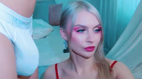 Snapshot of rockstarsgames chatting on March 20, 2026, 9:03 am Lina and Den online show from March 20, 2026, 9:03 am