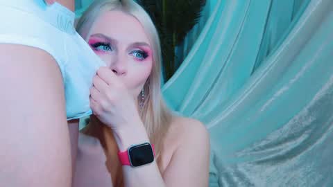 Snapshot of rockstarsgames chatting on April 6, 2026, 6:36 am Lina and Den online show from April 6, 2026, 6:36 am