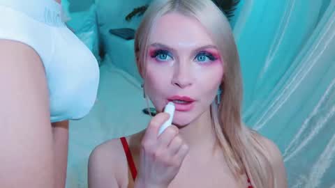 Snapshot of rockstarsgames chatting on April 11, 2026, 7:45 am Lina and Den online show from April 11, 2026, 7:45 am