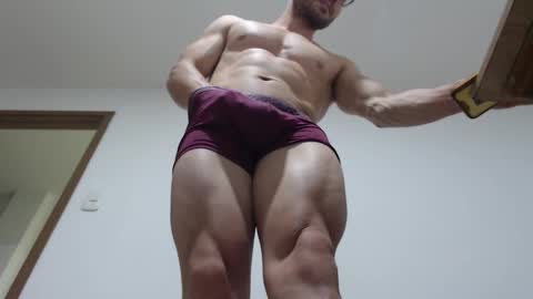 Snapshot of rocky_muscle chatting on February 27, 2026, 4:01 am rocky muscle online show from February 27, 2026, 4:01 am