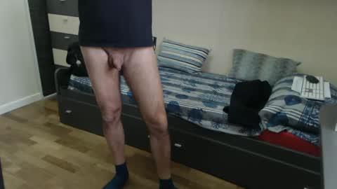 Snapshot of rod80 chatting on January 17, 2025, 8:24 am rod80 online show from January 17, 2025, 8:24 am