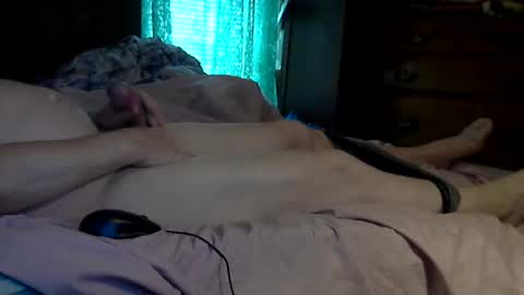 Snapshot of roddy69er chatting on December 11, 2024, 2:54 pm roddy69er online show from December 11, 2024, 2:54 pm