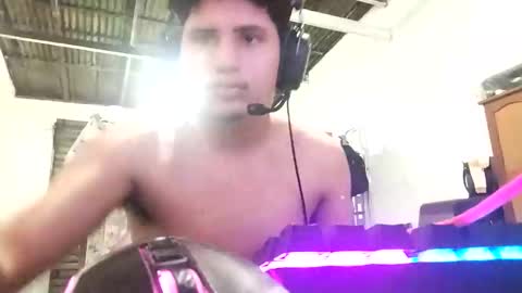 Snapshot of rodri1k chatting on May 2, 2026, 3:44 am rodri1k online show from May 2, 2026, 3:44 am