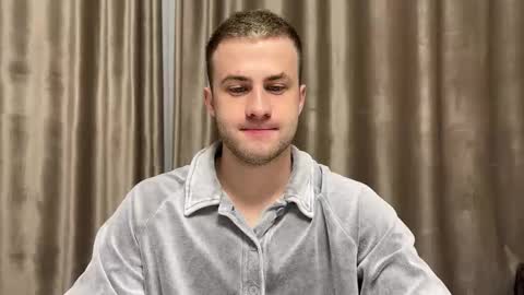 Snapshot of rodrigoveira chatting on September 11, 2025, 9:15 pm Rodrigo online show from September 11, 2025, 9:15 pm