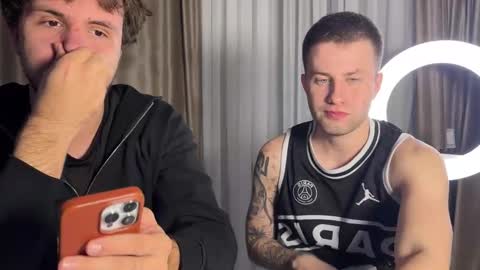 Rodrigo online show from November 6, 2025, 9:37 pm