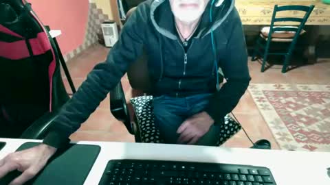 Snapshot of rodyuno chatting on November 20, 2025, 10:15 am rodyuno online show from November 20, 2025, 10:15 am