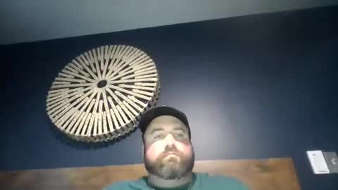 Snapshot of rofosho10 chatting on September 22, 2025, 9:39 pm BigBadBear online show from September 22, 2025, 9:39 pm