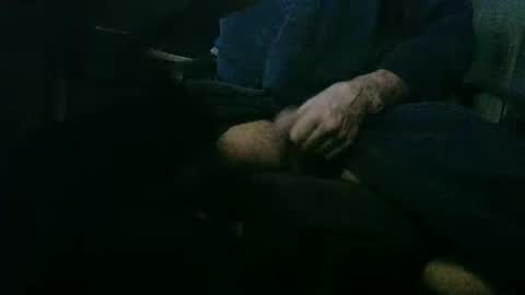 Snapshot of roger_peter chatting on December 25, 2024, 6:31 am roger_peter online show from December 25, 2024, 6:31 am