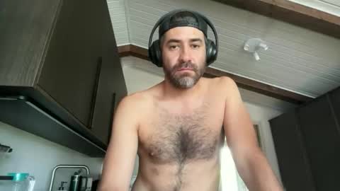Snapshot of rogersterling11 chatting on June 8, 2026, 7:09 am Roger Sterling online show from June 8, 2026, 7:09 am