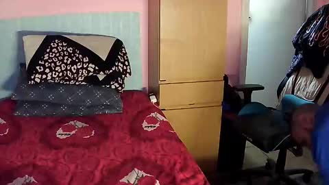 Snapshot of rogobeteilie chatting on December 15, 2025, 10:19 am Banderas online show from December 15, 2025, 10:19 am