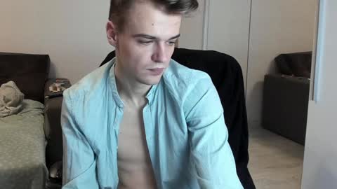 Snapshot of rokko_diamond777 chatting on January 27, 2025, 1:59 am taylor fox online show from January 27, 2025, 1:59 am
