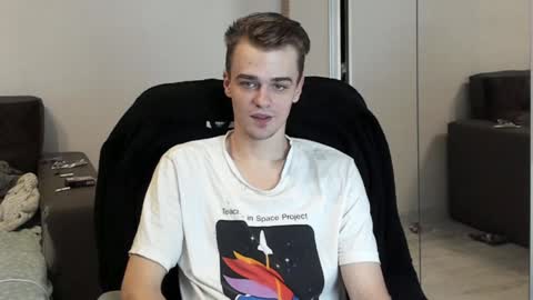 Snapshot of rokko_diamond777 chatting on February 3, 2025, 5:46 pm taylor fox online show from February 3, 2025, 5:46 pm