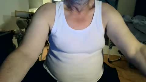 rolandloser1000 online show from February 21, 2025, 9:22 pm