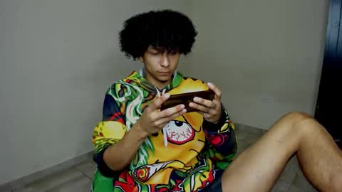 Snapshot of rolling_05 chatting on January 11, 2026, 6:24 pm rolling_05 online show from January 11, 2026, 6:24 pm