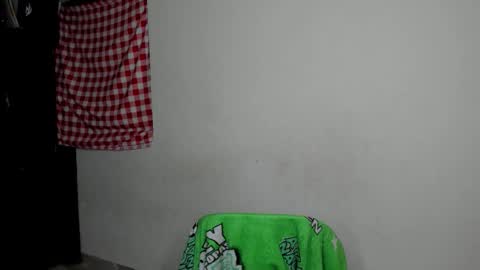 Snapshot of rolling_05 chatting on February 19, 2026, 6:31 am rolling_05 online show from February 19, 2026, 6:31 am