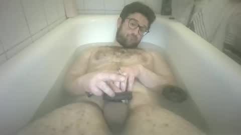 Snapshot of rollinghard90 chatting on December 14, 2024, 6:20 pm rollinghard90 online show from December 14, 2024, 6:20 pm