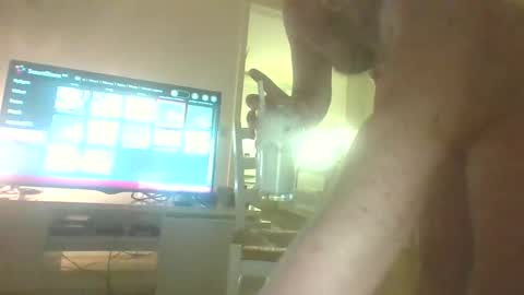 Snapshot of rollinghard90 chatting on January 28, 2025, 12:05 am rollinghard90 online show from January 28, 2025, 12:05 am