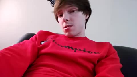 Rolper27         online show from February 18, 2025, 10:36 pm