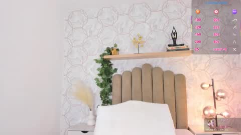   online show from October 24, 2025, 12:34 pm