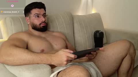 Snapshot of roman_lux chatting on January 18, 2026, 6:39 am Roman Lux online show from January 18, 2026, 6:39 am