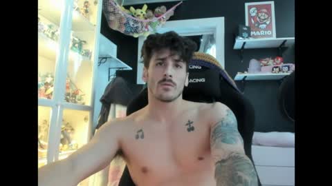 RomanJessica online show from April 9, 2026, 6:02 pm