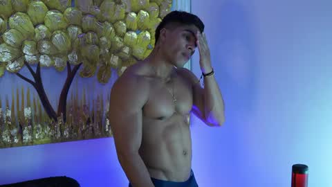 romano_kentt12 online show from April 7, 2026, 2:01 am