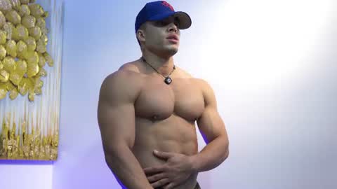 romano_kentt12 online show from July 18, 2026, 3:22 am