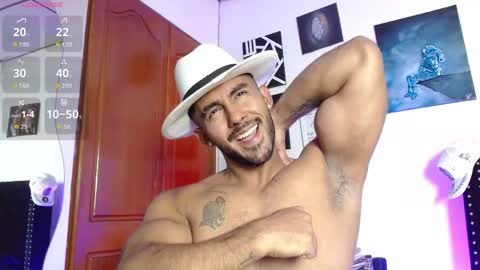 Snapshot of romanpearce_ chatting on June 5, 2026, 8:14 pm Roman online show from June 5, 2026, 8:14 pm