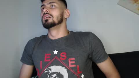 Snapshot of romanphoenix chatting on January 23, 2025, 4:19 am Roman online show from January 23, 2025, 4:19 am