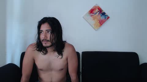 Snapshot of romanphoenix chatting on January 27, 2025, 5:04 pm Roman online show from January 27, 2025, 5:04 pm