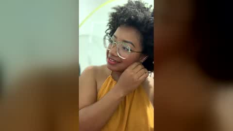 Snapshot of romantic_stargirl chatting on January 8, 2026, 5:15 pm Is A Belle online show from January 8, 2026, 5:15 pm