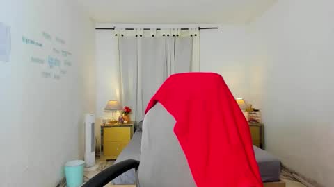 Snapshot of romantic_stargirl chatting on February 7, 2026, 1:20 am Is A Belle online show from February 7, 2026, 1:20 am